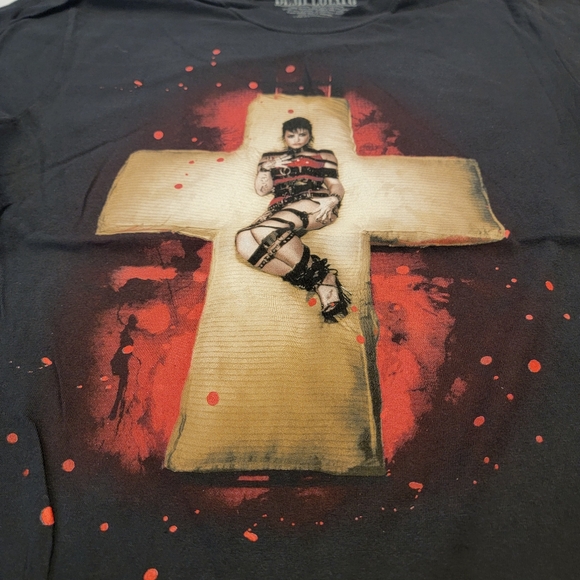Demi Lavato CROSS BED T-SHIRT Holy F*ck Size Medium NEW! - Picture 8 of 10